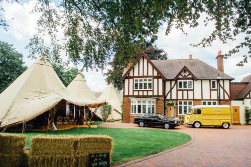 Cardiff tipi wedding-31