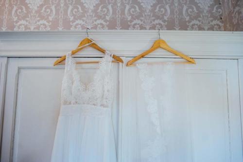 Manobier Castle wedding Photography-59
