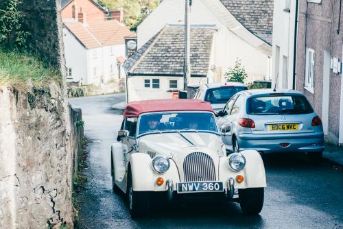 Peterstone court wedding Photography-69